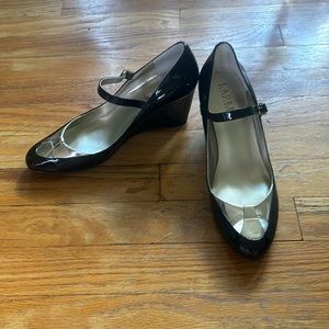 NWOT Lauren Ralph Lauren Patent Leather Wedges